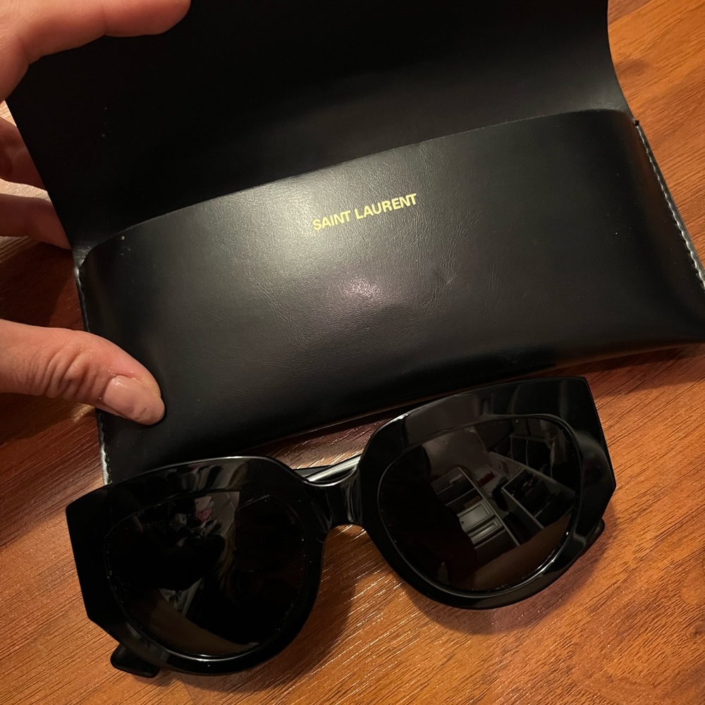 Sunglasses Saint laurent